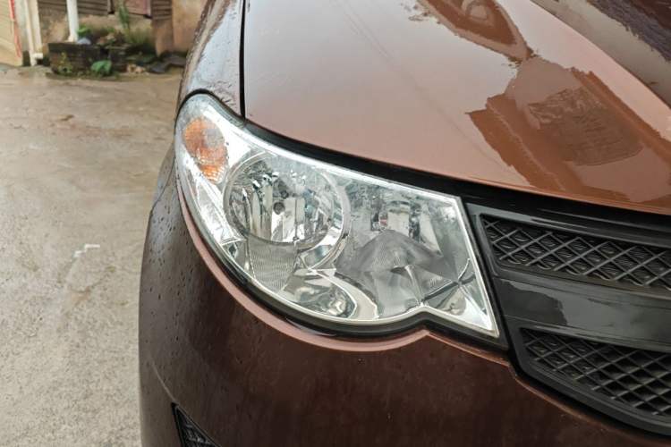 Used Wuling Hongguang 2015 1.2L S Base Model China V Standard Right Front Headlight