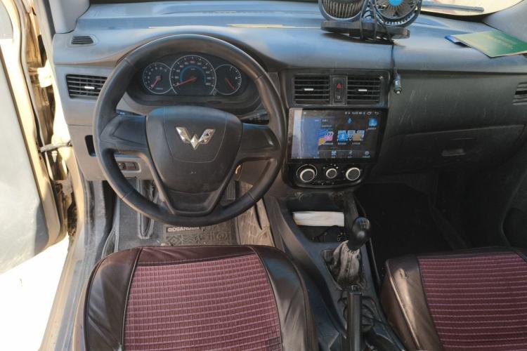 Used Wuling Hongguang 2015 1.2L S Base Model China V Standard Steering Wheel