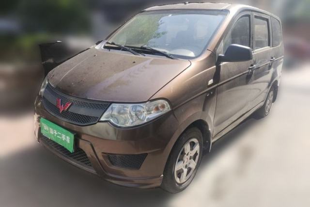 Ojetý Wuling Hongguang 2016 1.5L Restyled S Comfort Version
