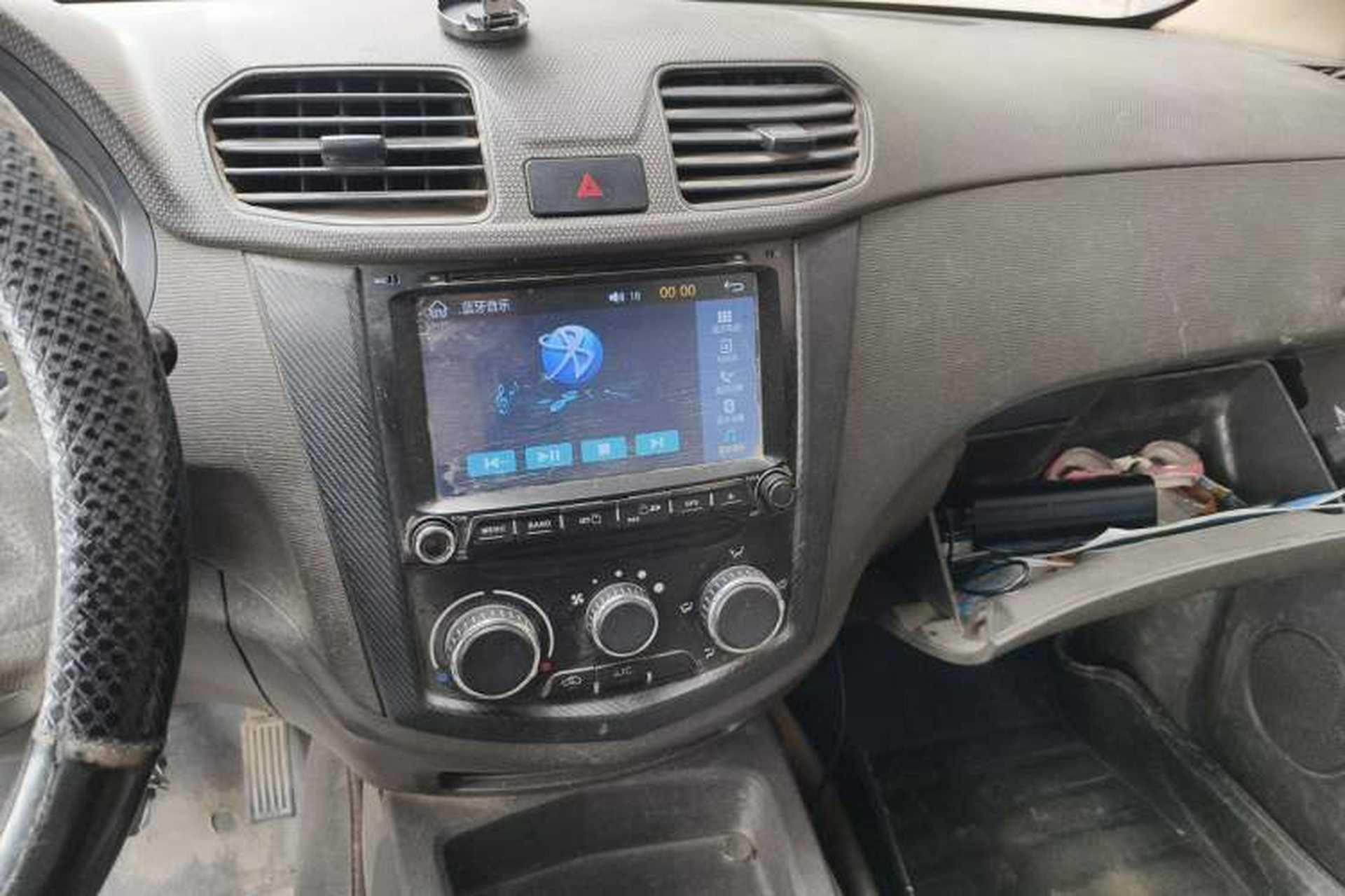 Used Wuling Hongguang 2016 1.5L S Comfort Version Audio And AC Panel