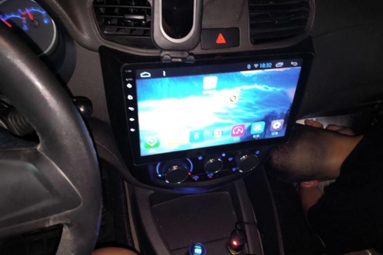 Used Wuling Hongguang 2016 1.5L S Comfort Version Audio And AC Panel
