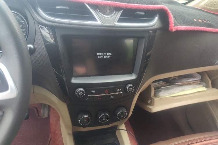Used Wuling Hongguang 2016 1.5L S1 Deluxe Model China V-standard Audio And AC Panel