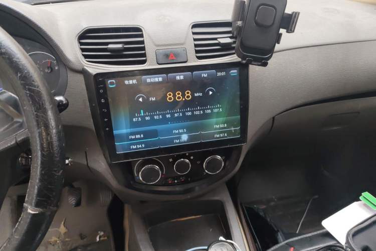 Used Wuling Hongguang 2016 1.5L Restyled S Comfort Version Audio And AC Panel
