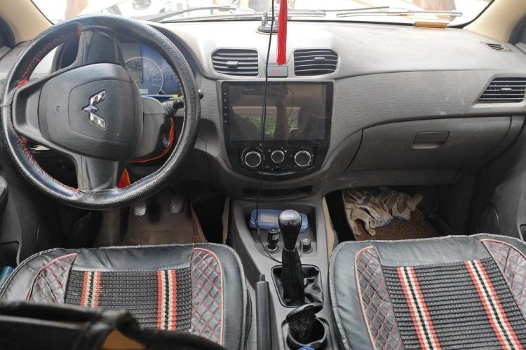 Used Wuling Hongguang 2016 1.5L Restyled S Comfort Version Center Console