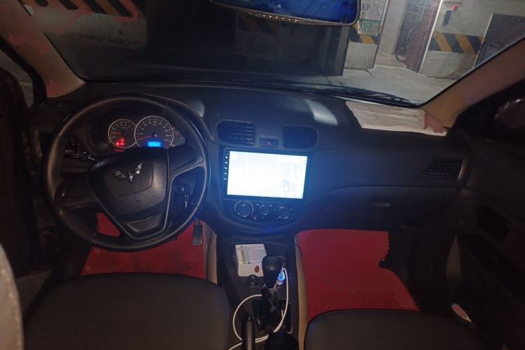 Used Wuling Hongguang 2016 1.5L Restyled S Comfort Version Center Console