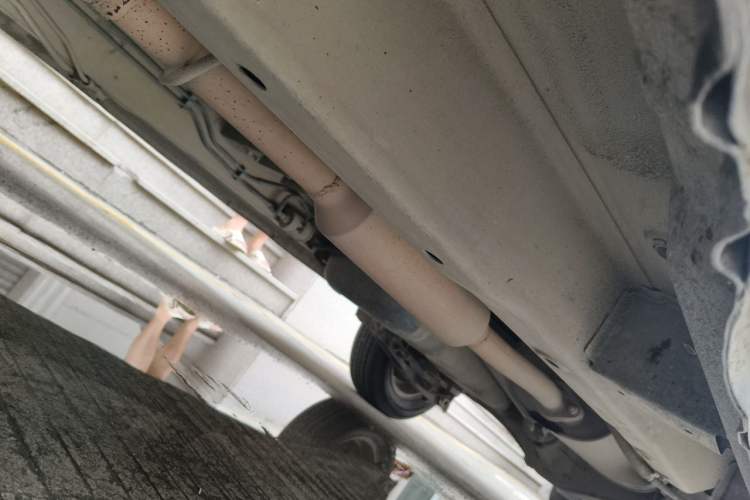 Used Wuling Hongguang 2016 1.5L S Comfort Version Chassis Front Left