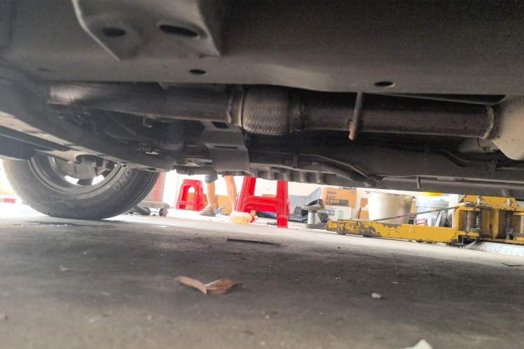 Used Wuling Hongguang 2016 1.5L Restyled S Comfort Version Chassis Front Left