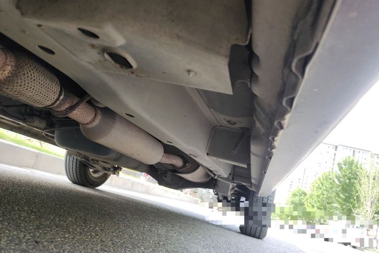 Used Wuling Hongguang 2016 1.5L S Comfort Version Chassis Front Left
