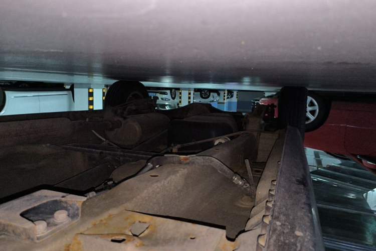 Used Wuling Hongguang 2016 1.5L S Comfort Version Chassis Front Right