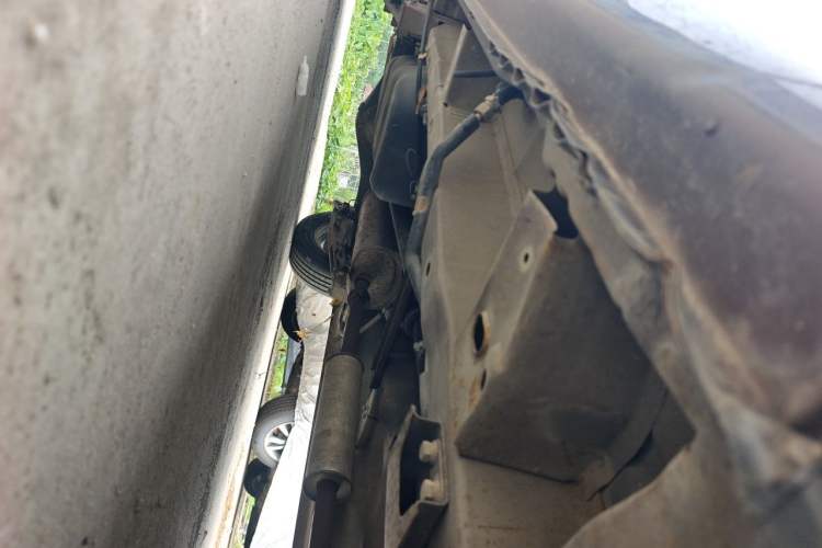 Used Wuling Hongguang 2016 1.5L S Comfort Version Chassis Front Right
