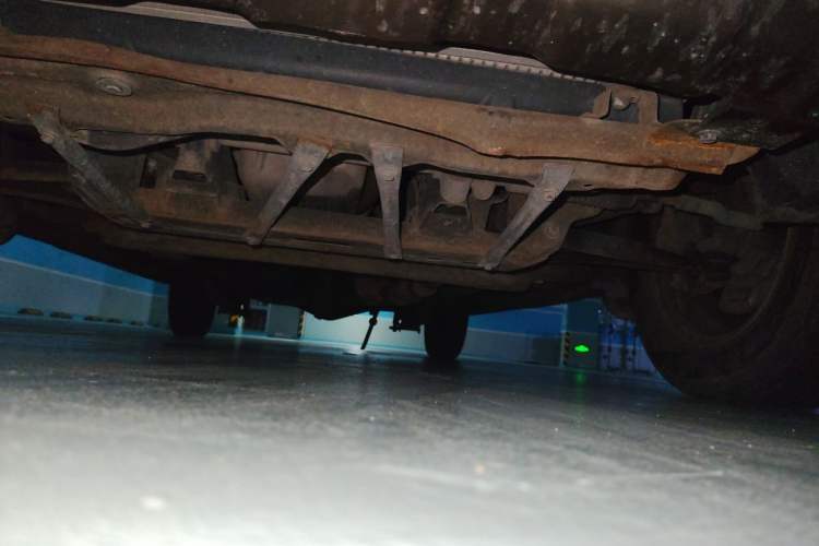 Used Wuling Hongguang 2016 1.5L S Comfort Version Chassis Front