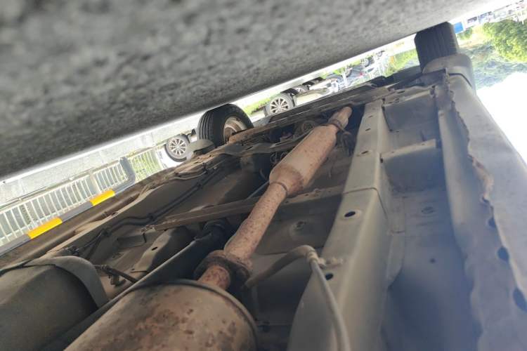 Used Wuling Hongguang 2016 1.5L S Comfort Version Chassis Rear Left