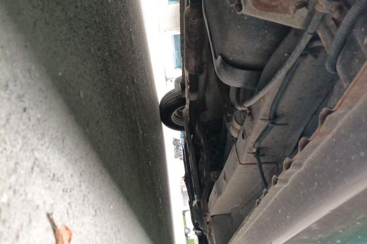 Used Wuling Hongguang 2016 1.5L S Comfort Version Chassis Rear Right
