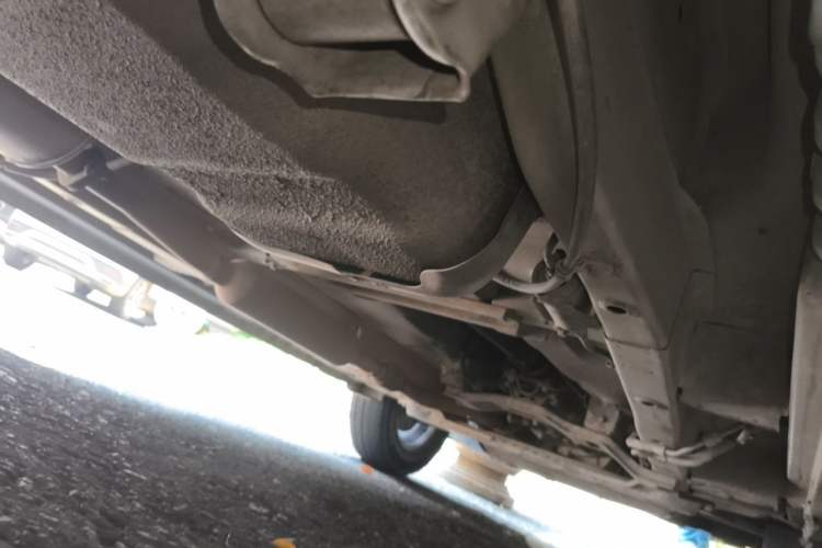 Used Wuling Hongguang 2016 1.5L S Comfort Version Chassis Rear Right