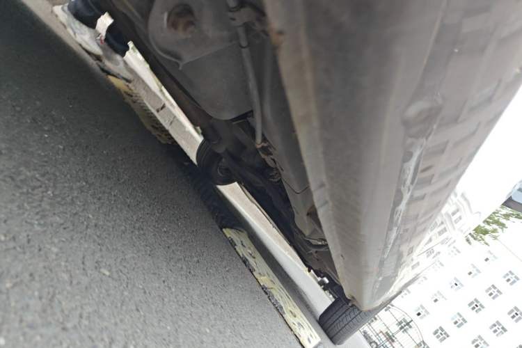 Used Wuling Hongguang 2016 1.5L S Comfort Version Chassis Rear Right