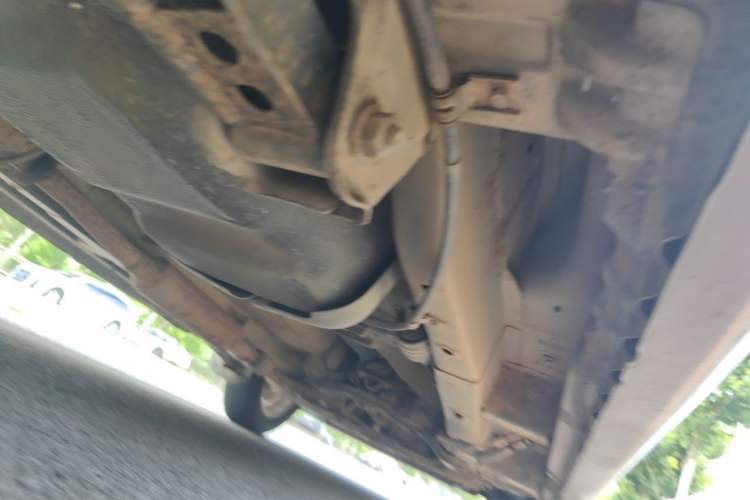 Used Wuling Hongguang 2016 1.5L S Comfort Version Chassis Rear Right