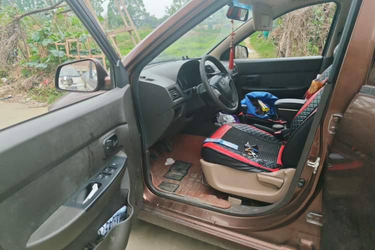 Used Wuling Hongguang 2016 1.5L S1 Deluxe Model China V-standard Driver Seat