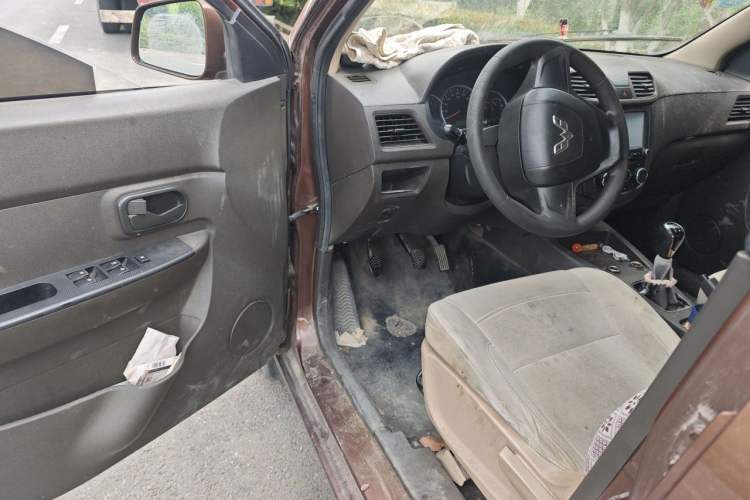 Used Wuling Hongguang 2016 1.5L Restyled S Comfort Version Driver Seat