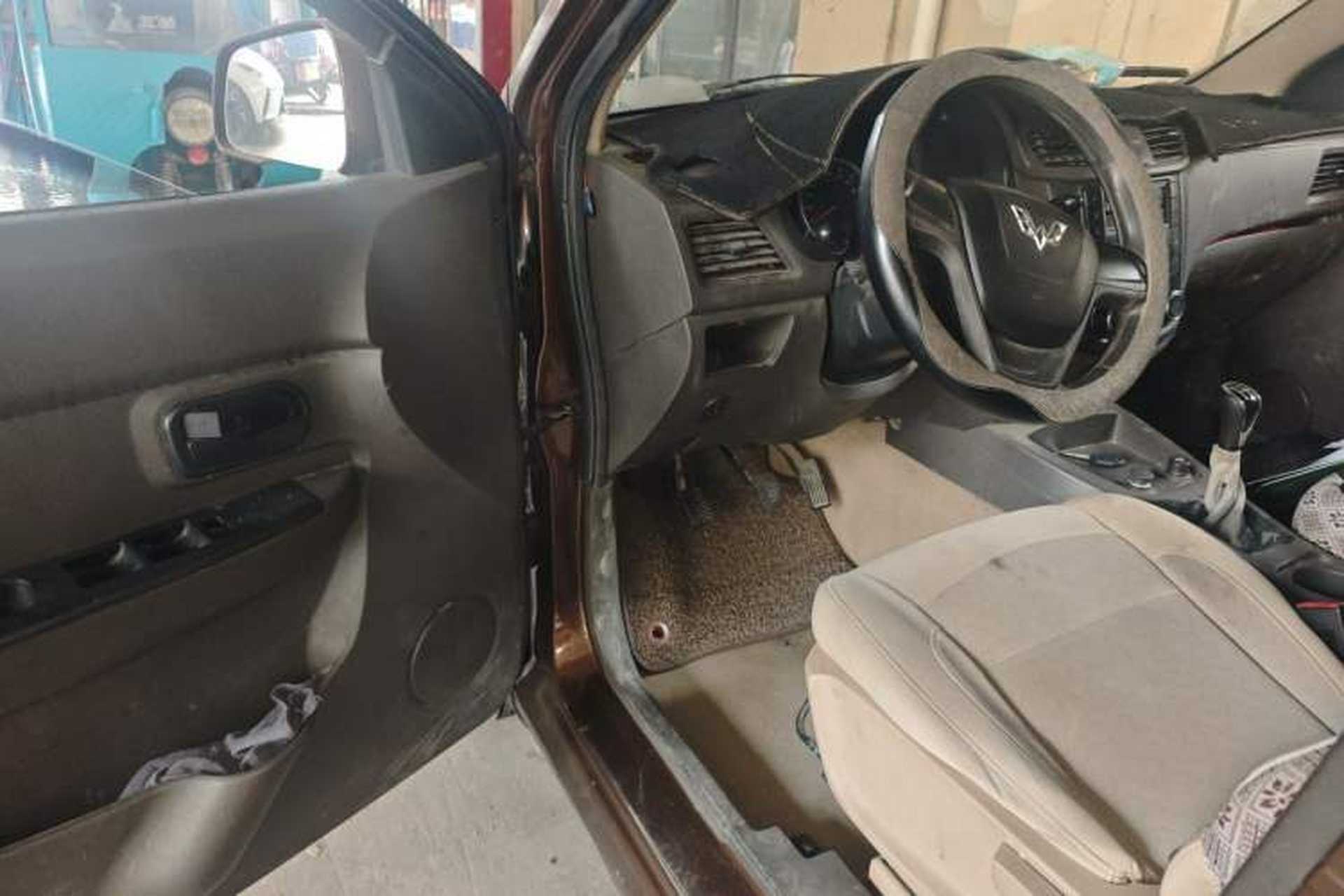 Used Wuling Hongguang 2016 1.5L Restyled S Comfort Version Driver Seat