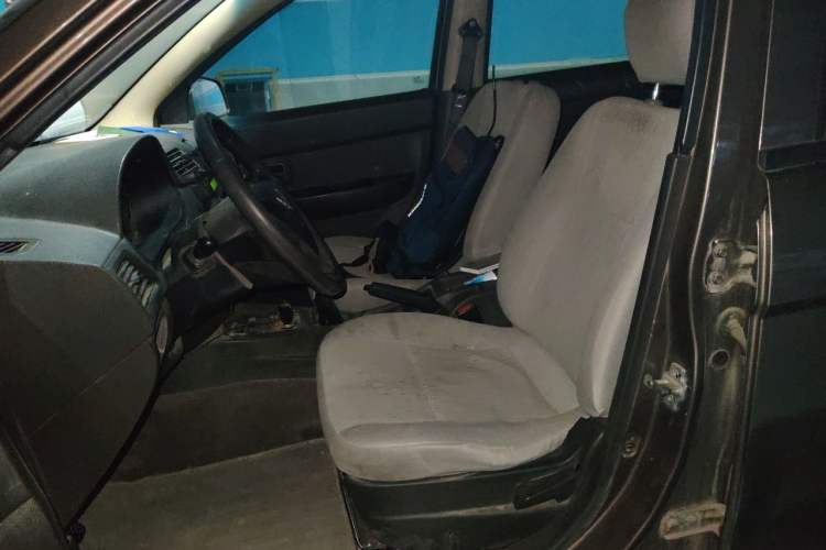 Used Wuling Hongguang 2016 1.5L S Comfort Version Driver Seat