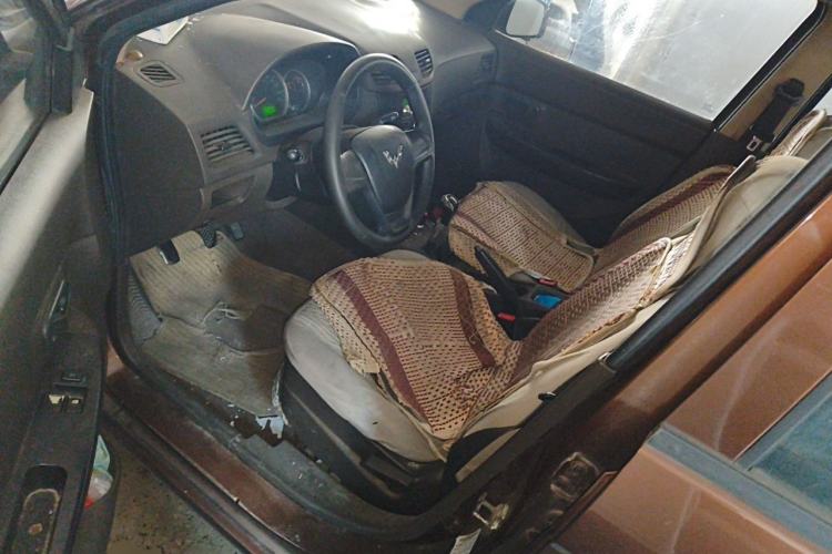 Used Wuling Hongguang 2016 1.5L Restyled S Comfort Version Driver Seat