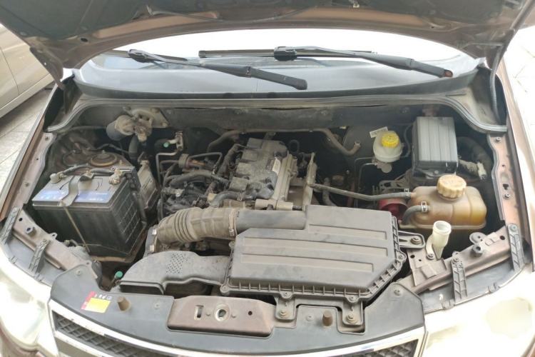 Used Wuling Hongguang 2016 1.5L S Comfort Version Engine Bay