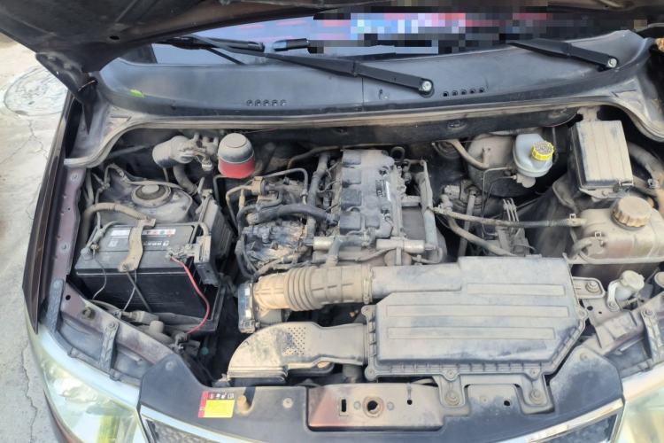 Used Wuling Hongguang 2016 1.5L Restyled S Comfort Version Engine Bay