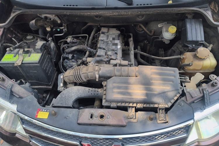 Used Wuling Hongguang 2016 1.5L S Comfort Version Engine Bay