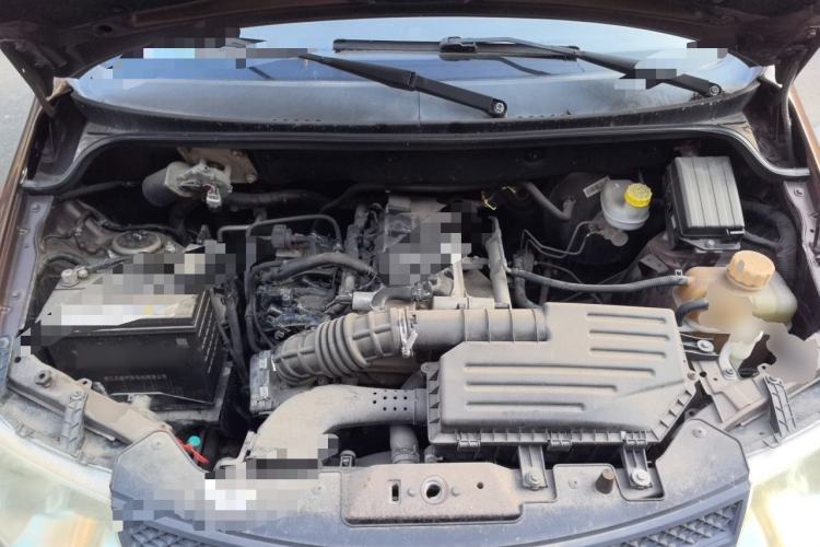 Used Wuling Hongguang 2016 1.5L Restyled S Comfort Version Engine Bay