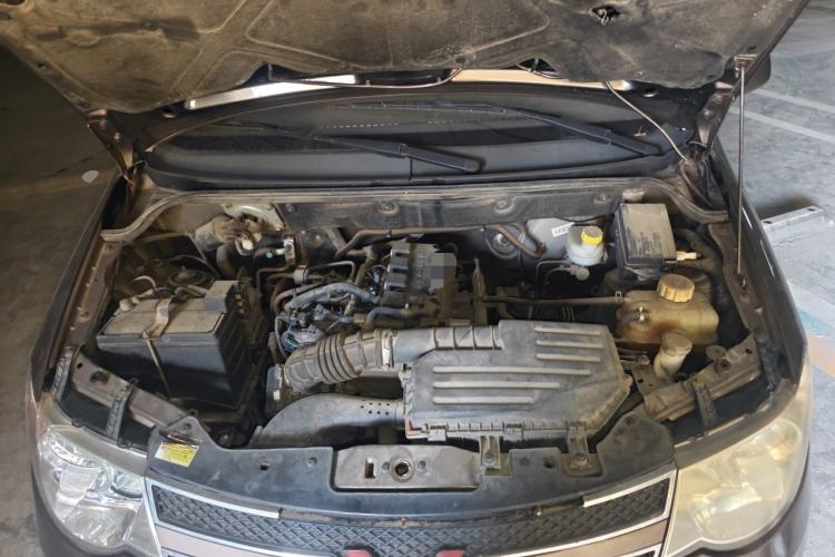 Used Wuling Hongguang 2016 1.5L Restyled S Comfort Version Engine Bay