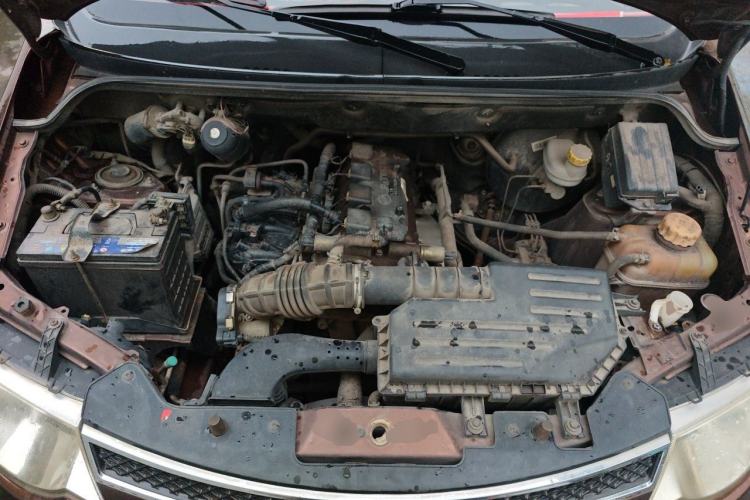 Used Wuling Hongguang 2016 1.5L S Comfort Version Engine Bay