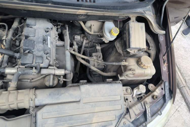 Used Wuling Hongguang 2016 1.5L Restyled S Comfort Version Engine Bay Left