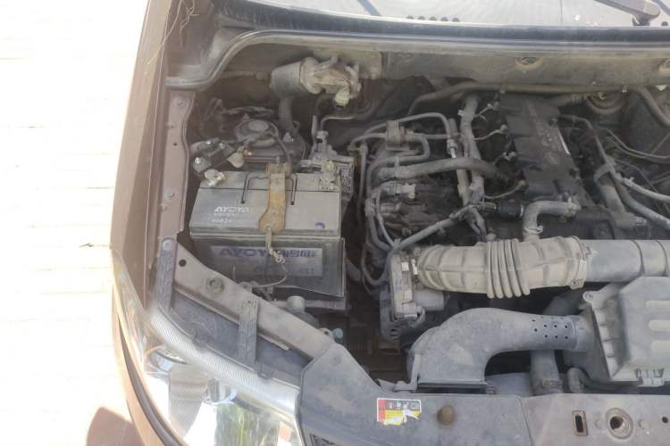 Used Wuling Hongguang 2016 1.5L Restyled S Comfort Version Engine Bay Right