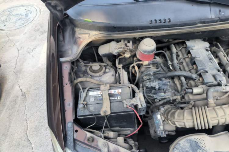 Used Wuling Hongguang 2016 1.5L Restyled S Comfort Version Engine Bay Right