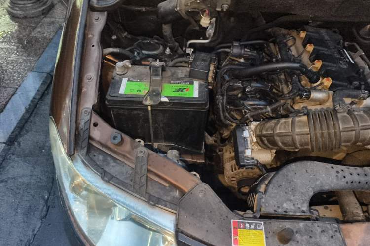Used Wuling Hongguang 2016 1.5L Restyled S Comfort Version Engine Bay Right