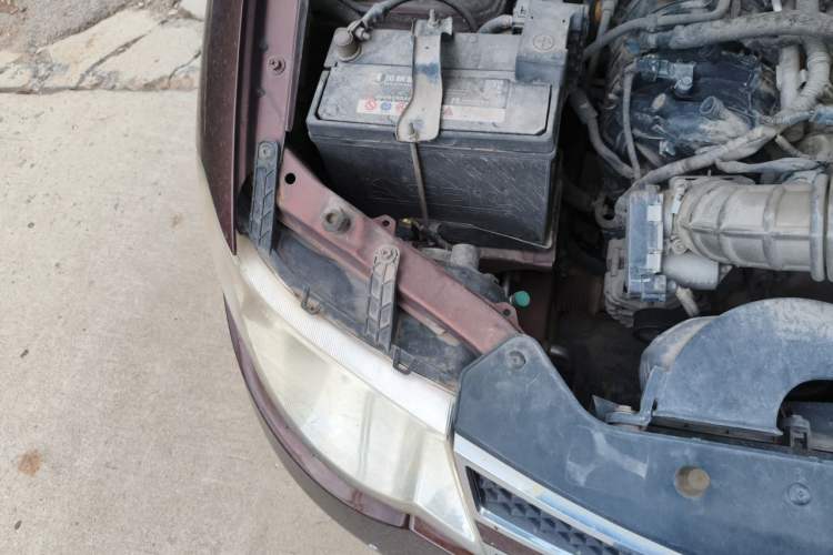 Used Wuling Hongguang 2016 1.5L Restyled S Comfort Version Engine Bay Right
