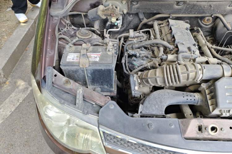 Used Wuling Hongguang 2016 1.5L Restyled S Comfort Version Engine Bay Right