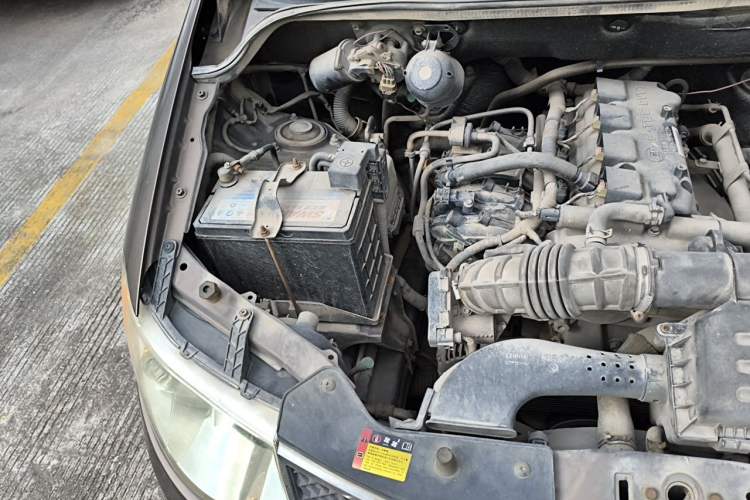 Used Wuling Hongguang 2016 1.5L Restyled S Comfort Version Engine Bay Right