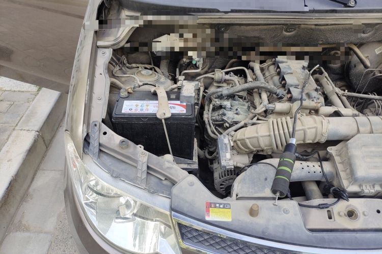 Used Wuling Hongguang 2016 1.5L S Comfort Version Engine Bay Right