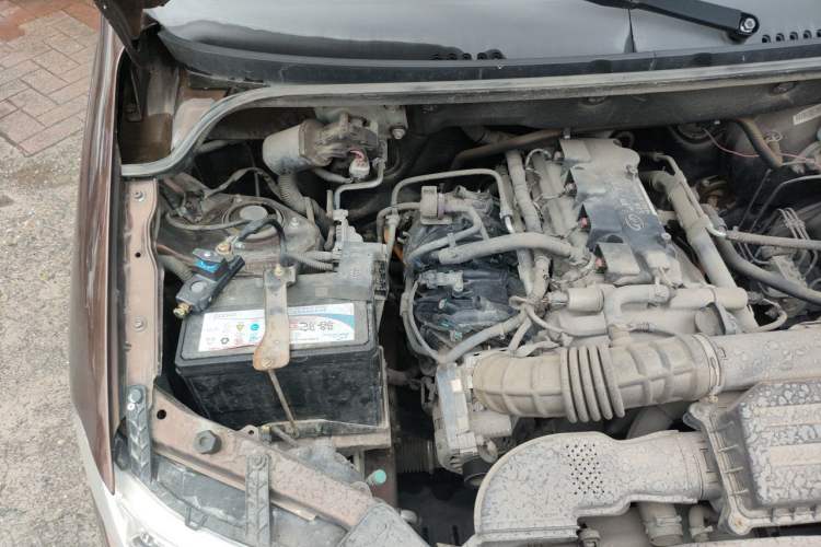 Used Wuling Hongguang 2016 1.5L Restyled S Comfort Version Engine Bay Right