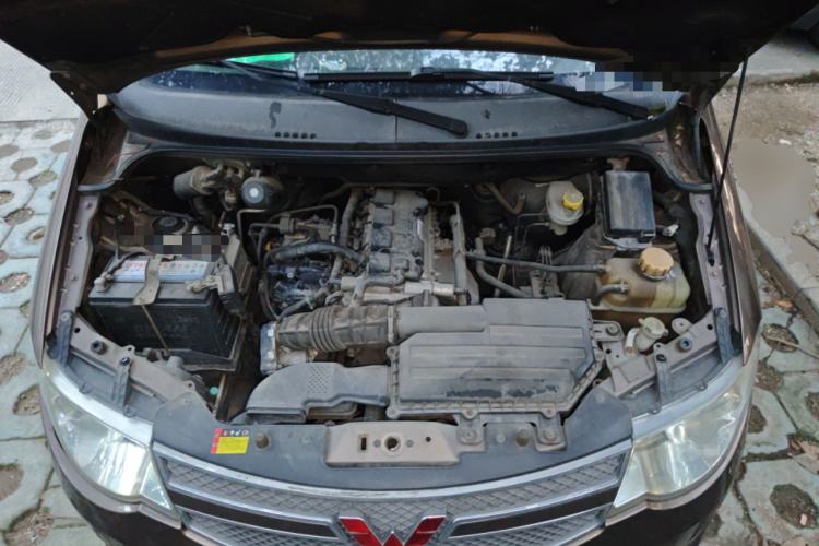 Used Wuling Hongguang 2016 1.5L Restyled S Comfort Version Engine Bay