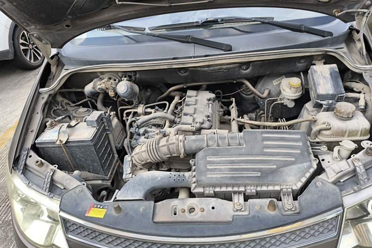 Used Wuling Hongguang 2016 1.5L Restyled S Comfort Version Engine Bay
