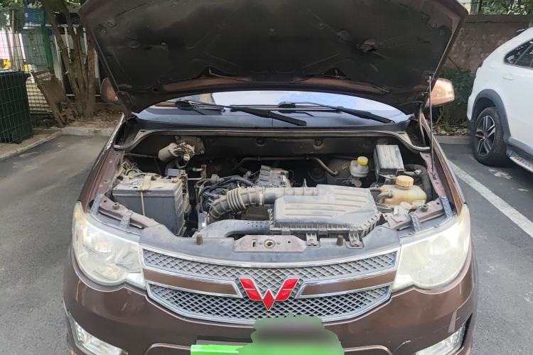 Used Wuling Hongguang 2016 1.5L Restyled S Comfort Version Engine Bay