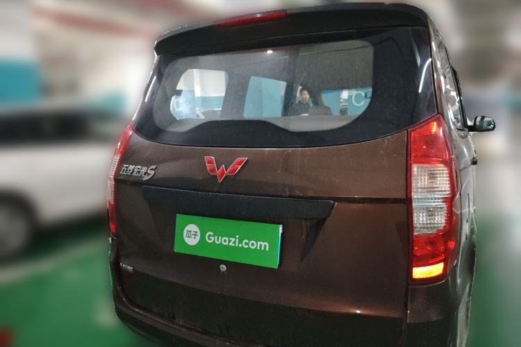 Used Wuling Hongguang 2016 1.5L S Comfort Version Exterior 4