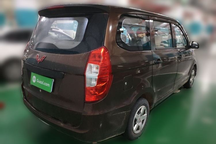 Used Wuling Hongguang 2016 1.5L S Comfort Version Exterior 5