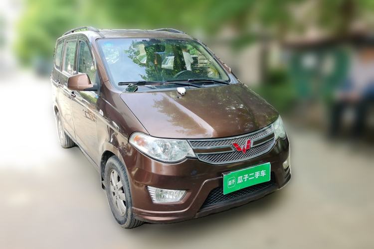 Used Wuling Hongguang 2016 1.5L Restyled S Comfort Version Front Right 45 Deg