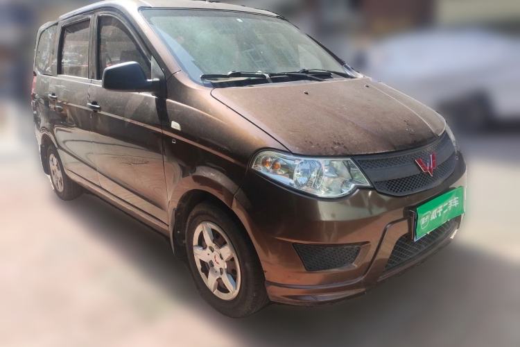 Used Wuling Hongguang 2016 1.5L Restyled S Comfort Version Front Right 45 Deg