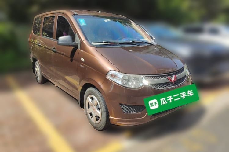 Used Wuling Hongguang 2016 1.5L S Comfort Version Front Right 45 Deg