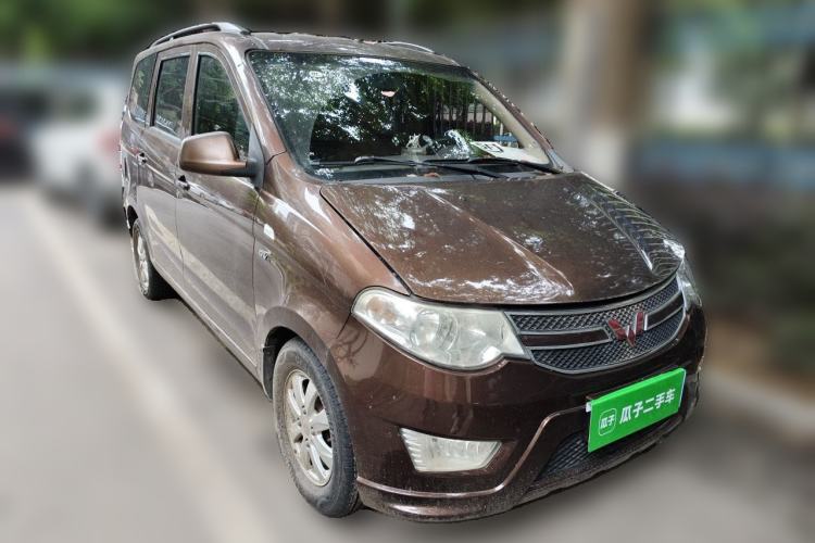Used Wuling Hongguang 2016 1.5L S Comfort Version Front Right 45 Deg