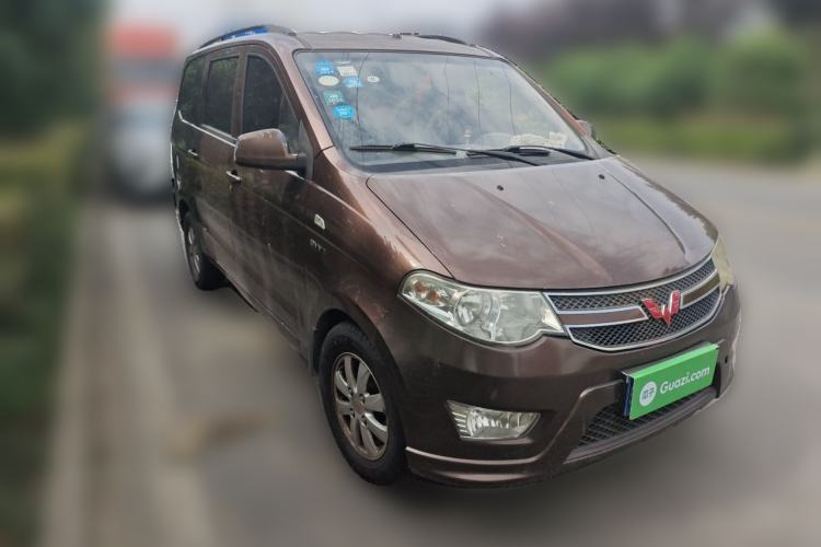 Used Wuling Hongguang 2016 1.5L Restyled S Comfort Version Front Right 45 Deg
